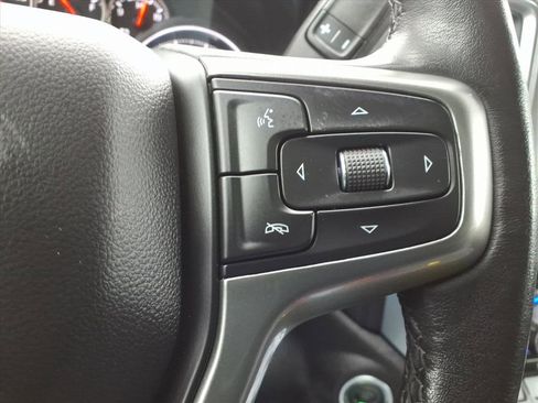 Used 2021 Chevrolet Silverado 1500 LT image 16