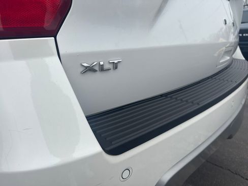 Used 2020 Ford Expedition XLT w/ Equipment Group 202A image 9