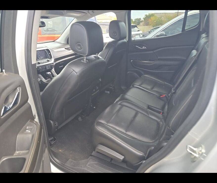 Used 2019 GMC Acadia SLT FWD image 7