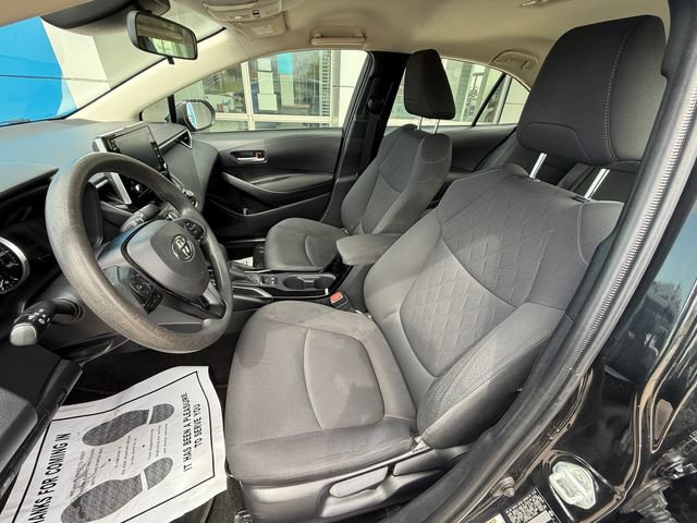 Used 2020 Toyota Corolla LE FWD image 8