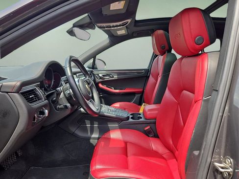 Used 2018 Porsche Macan GTS AWD/4WD image 13