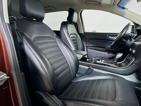 Used 2016 Ford Edge SEL w/ Equipment Group 201A AWD/4WD image 27