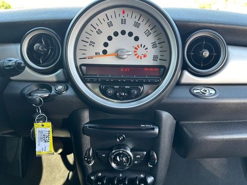 Used 2014 MINI Cooper Roadster image 12