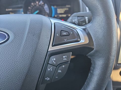 Certified 2024 Ford Edge SEL w/ Convenience Package image 15