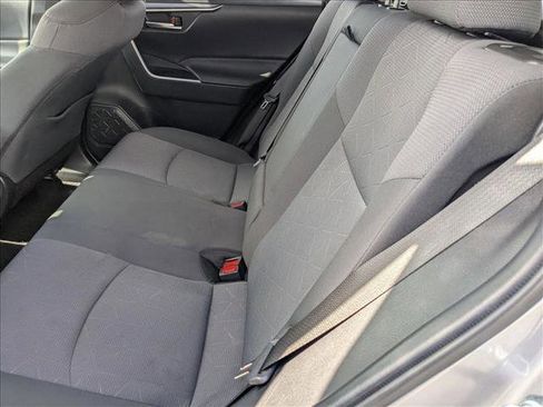 Used 2019 Toyota RAV4 XLE w/ Convenience Package image 18