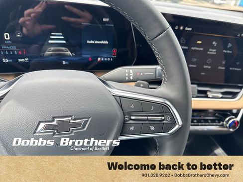 New 2026 Chevrolet Equinox ACTIV w/ Convenience Package III image 17