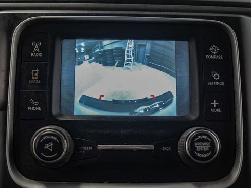 Used 2014 RAM 2500 Tradesman w/ Chrome Appearance Group image 20