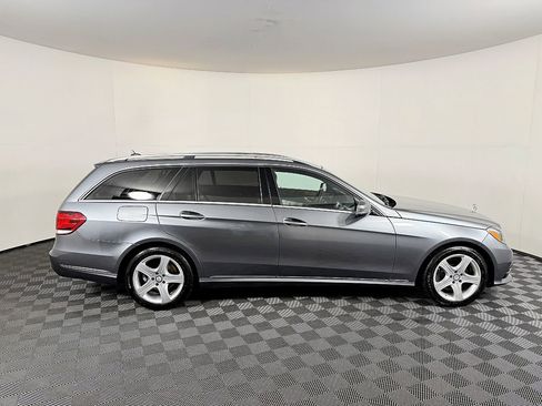 Used 2016 Mercedes-Benz E 350 4MATIC Luxury Wagon image 6