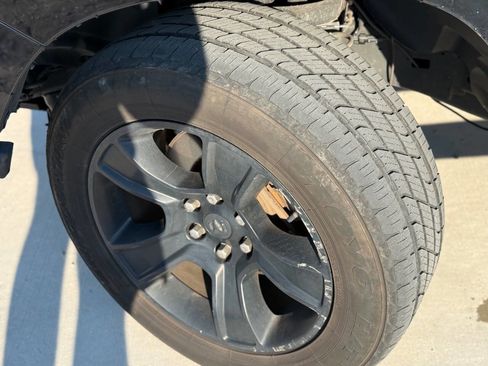 Used 2020 RAM 1500 Big Horn AWD/4WD image 4