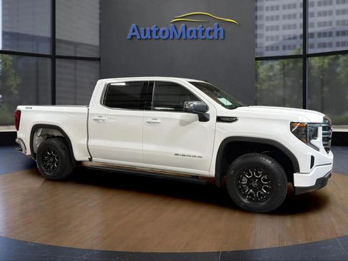 Used 2023 GMC Sierra 1500 SLE AWD/4WD image 14