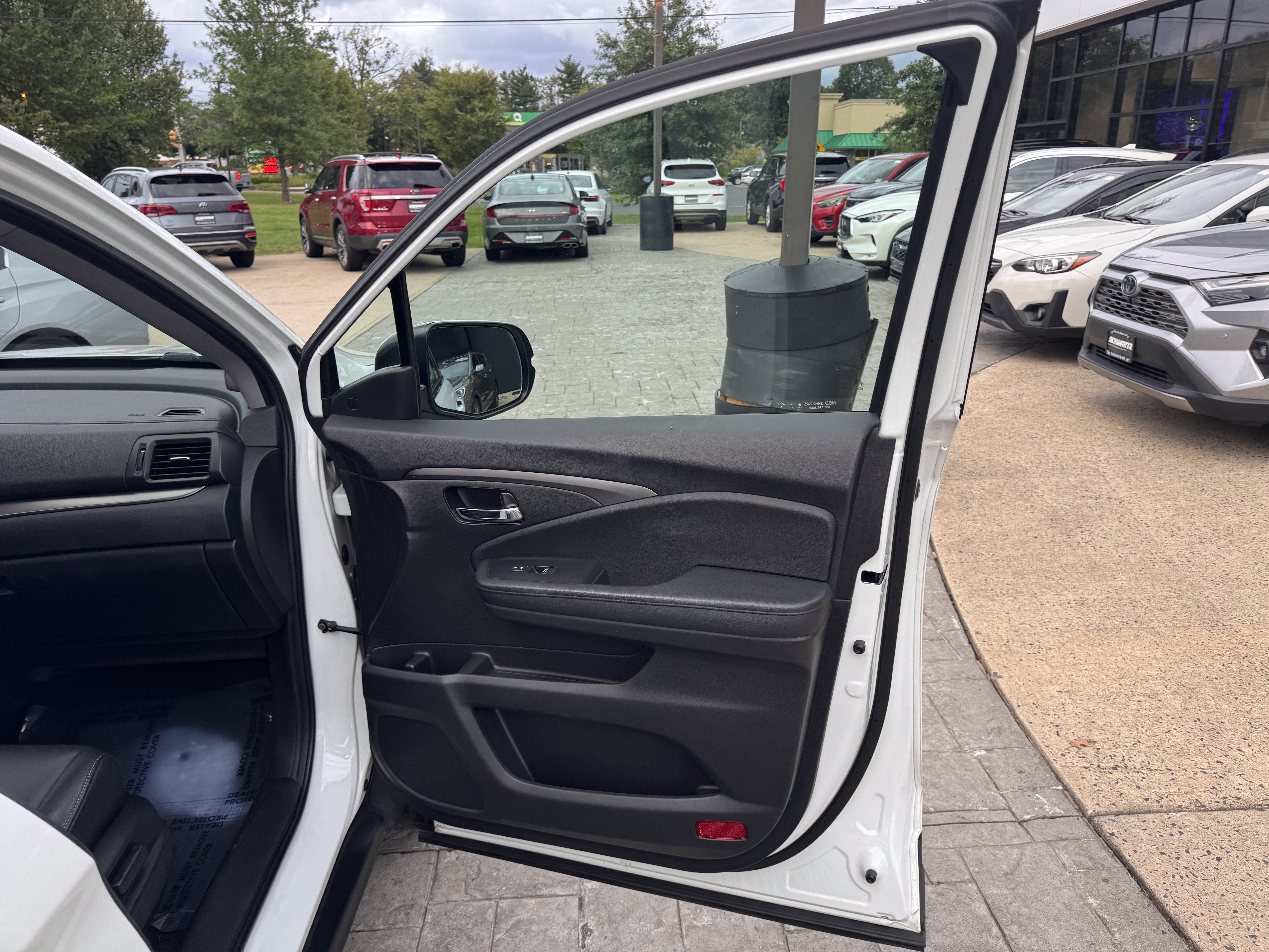 Used 2021 Honda Pilot EX-L image 25