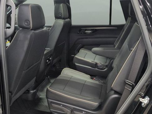 New 2026 Chevrolet Tahoe Premier w/ Sun And Tow Package AWD/4WD image 17