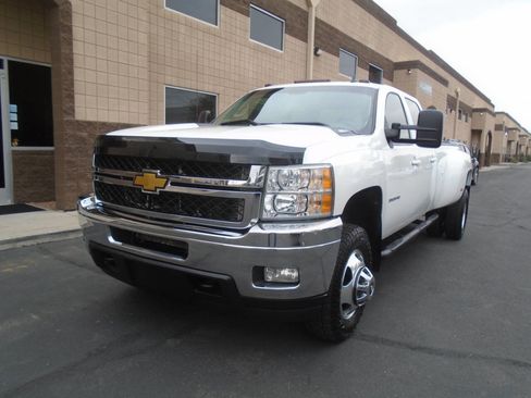 Used 2013 Chevrolet Silverado 3500 LTZ w/ LTZ Plus Package image 3