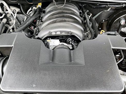 Used 2019 Chevrolet Suburban Premier w/ RST 6.2L Performance Edition RWD image 54