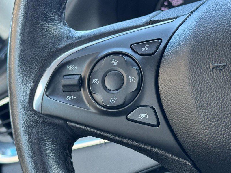 Used 2021 Buick Enclave Avenir w/ Avenir Technology Package AWD/4WD image 18