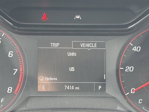Used 2024 Chevrolet Trax RS w/ Driver Confidence Package FWD image 22