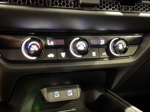 New 2026 Honda HR-V LX image 12