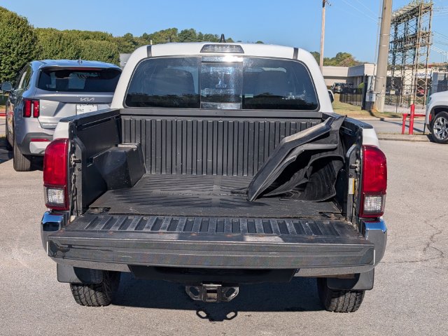 Used 2020 Toyota Tacoma SR5 RWD image 19