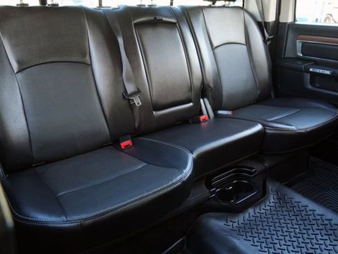 Used 2016 RAM 1500 Laramie w/ Convenience Group AWD/4WD image 30