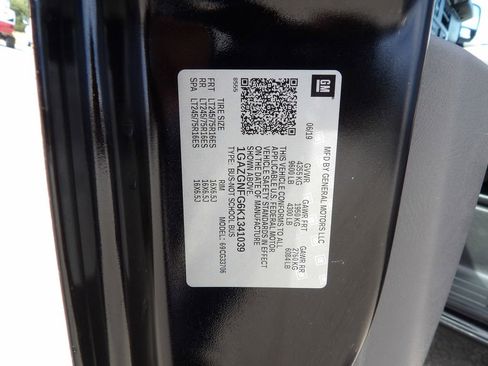 Used 2019 Chevrolet Express 3500 LS image 59