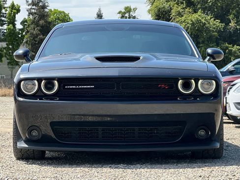 Used 2017 Dodge Challenger R/T Scat Pack RWD image 11