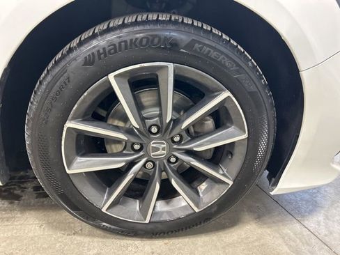 Certified 2022 Honda Accord EX-L image 6