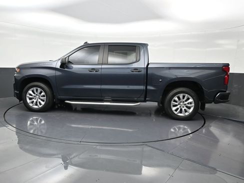 Used 2021 Chevrolet Silverado 1500 Custom image 2