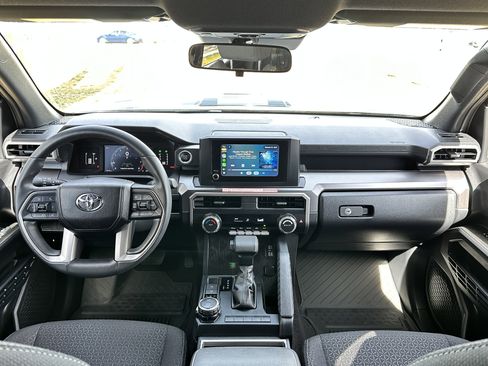 Used 2025 Toyota 4Runner SR5 image 31