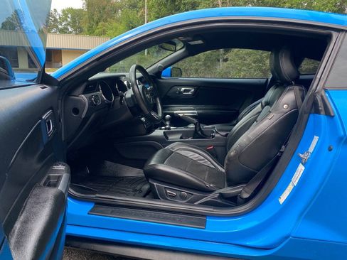 Used 2017 Ford Mustang GT w/ GT Performance Package RWD image 15