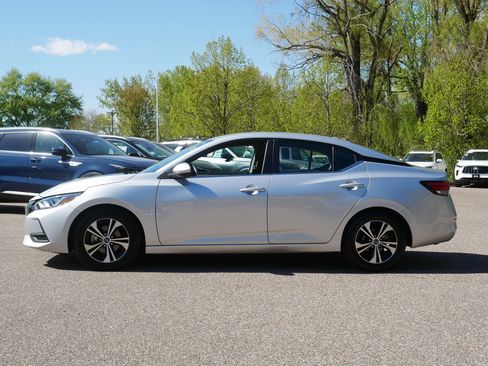 Certified 2023 Nissan Sentra SV w/ Trunk Package FWD image 4