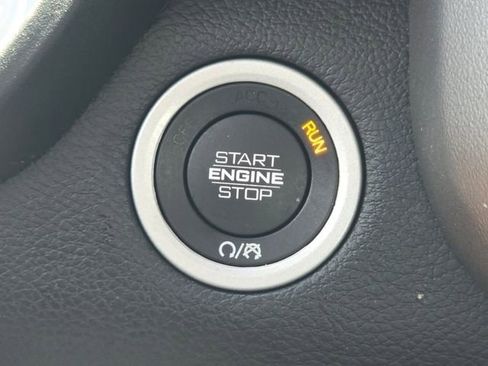 Used 2021 RAM 1500 Big Horn AWD/4WD image 17