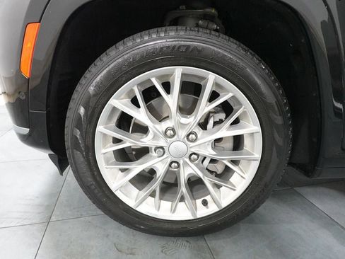 Used 2021 Jeep Grand Cherokee L Summit w/ Advanced Protech Group IV AWD/4WD image 36