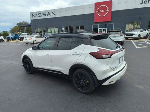Certified 2023 Nissan Kicks SR w/ SR Premium Package FWD image 9