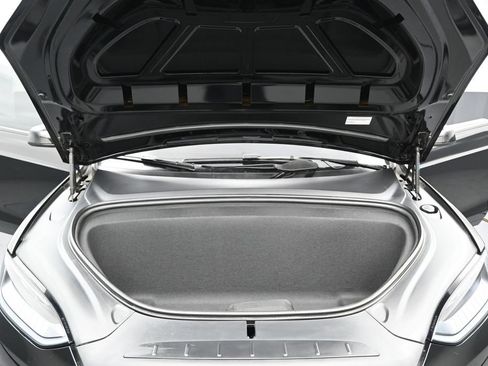 Used 2024 Tesla Model X AWD/4WD image 35