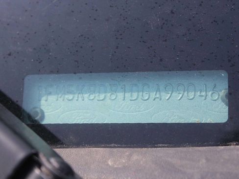 Used 2013 Ford Explorer XLT image 8