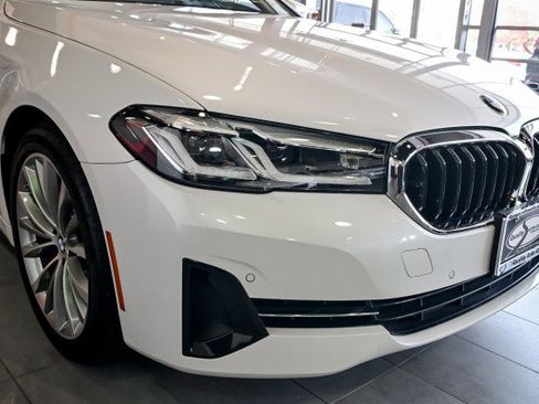 Used 2023 BMW 530i xDrive w/ Premium Package AWD/4WD image 10