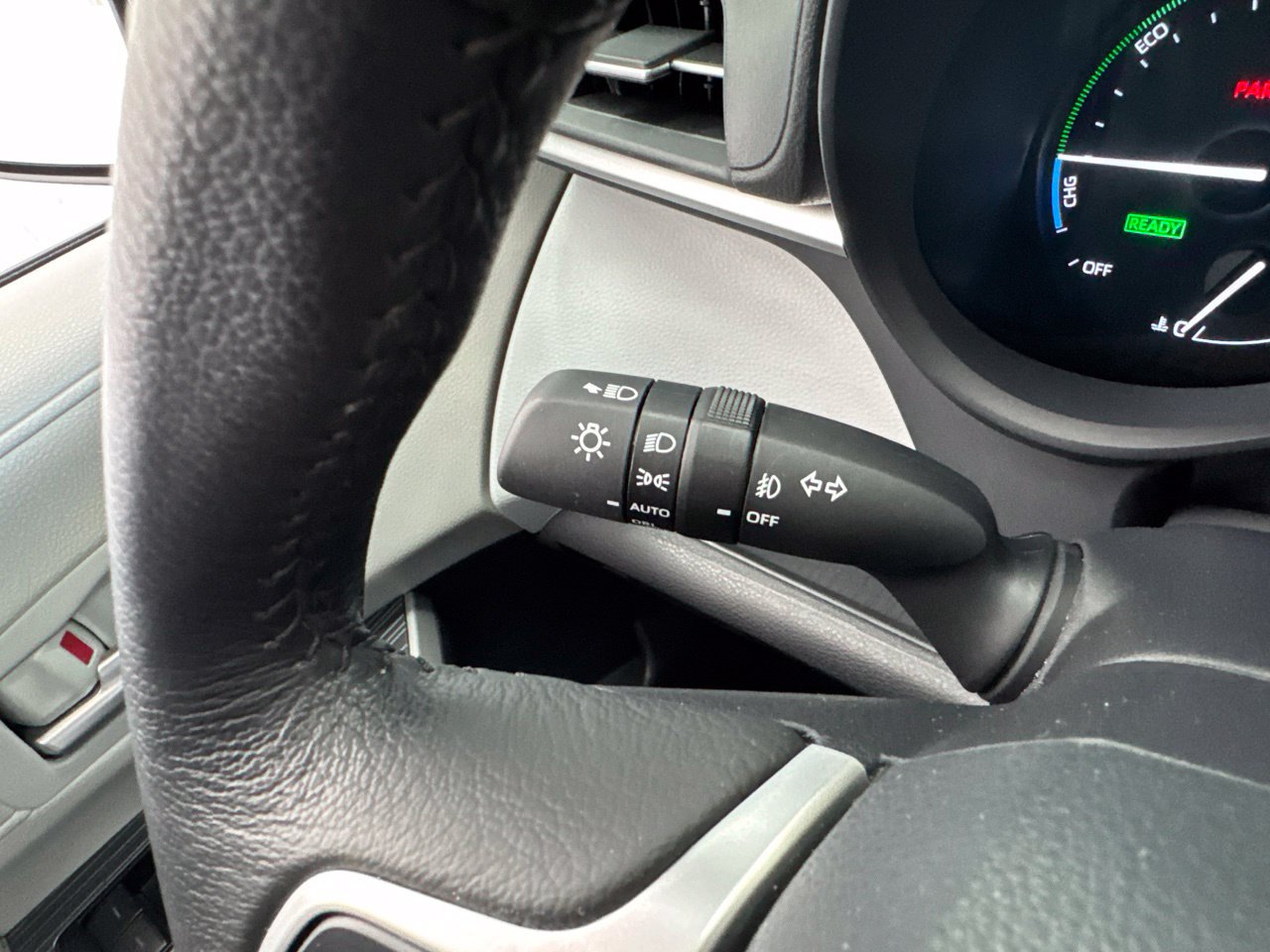 Certified 2026 Toyota Sienna XLE FWD image 23