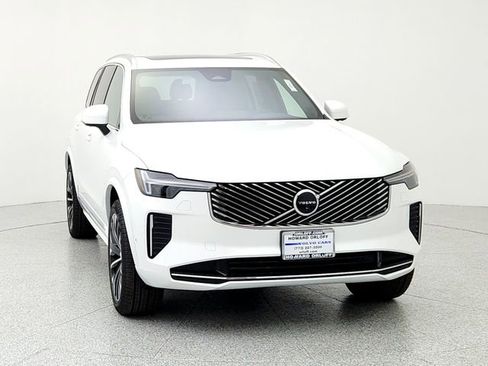 New 2025 Volvo XC90 B6 Plus w/ Protection Package Premier image 2