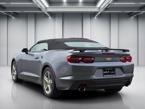 Used 2020 Chevrolet Camaro LT RWD image 6