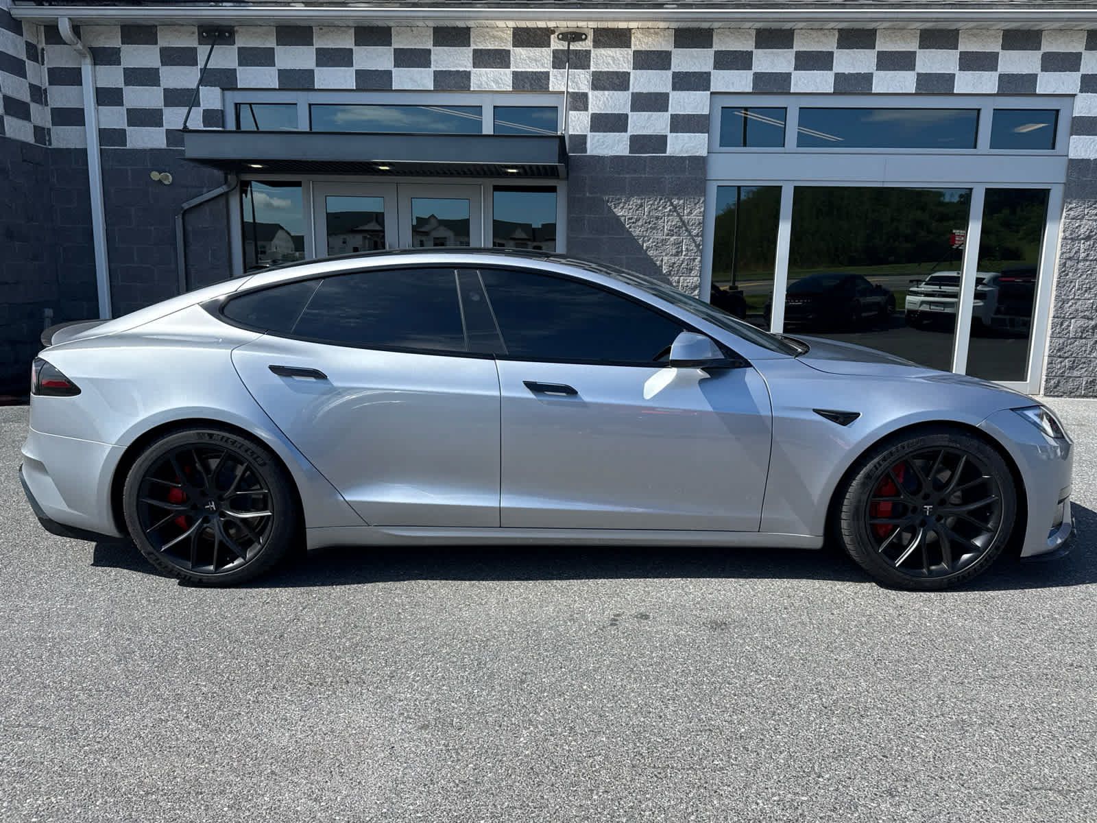 Used 2026 Tesla Model S Plaid AWD/4WD image 3