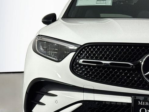 New 2026 Mercedes-Benz GLC 300 image 13