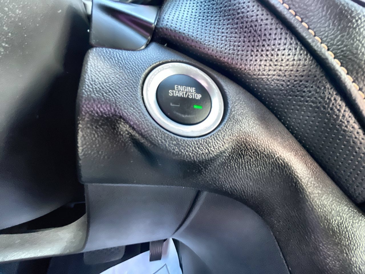 Used 2024 Chevrolet Equinox Premier FWD image 17