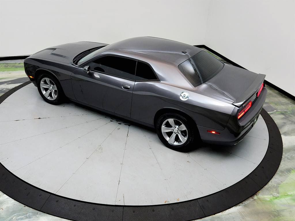 Used 2020 Dodge Challenger SXT RWD image 16