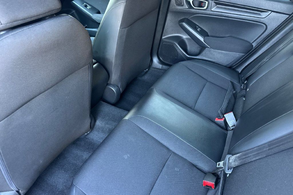 Used 2022 Honda Civic Sport image 11