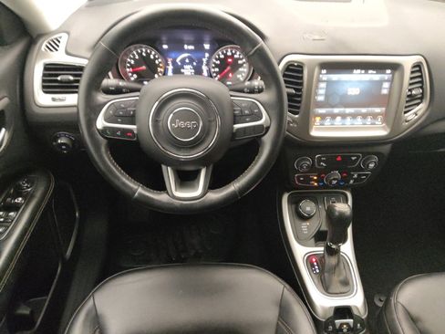 Used 2018 Jeep Compass Latitude w/ Popular Equipment Group AWD/4WD image 22