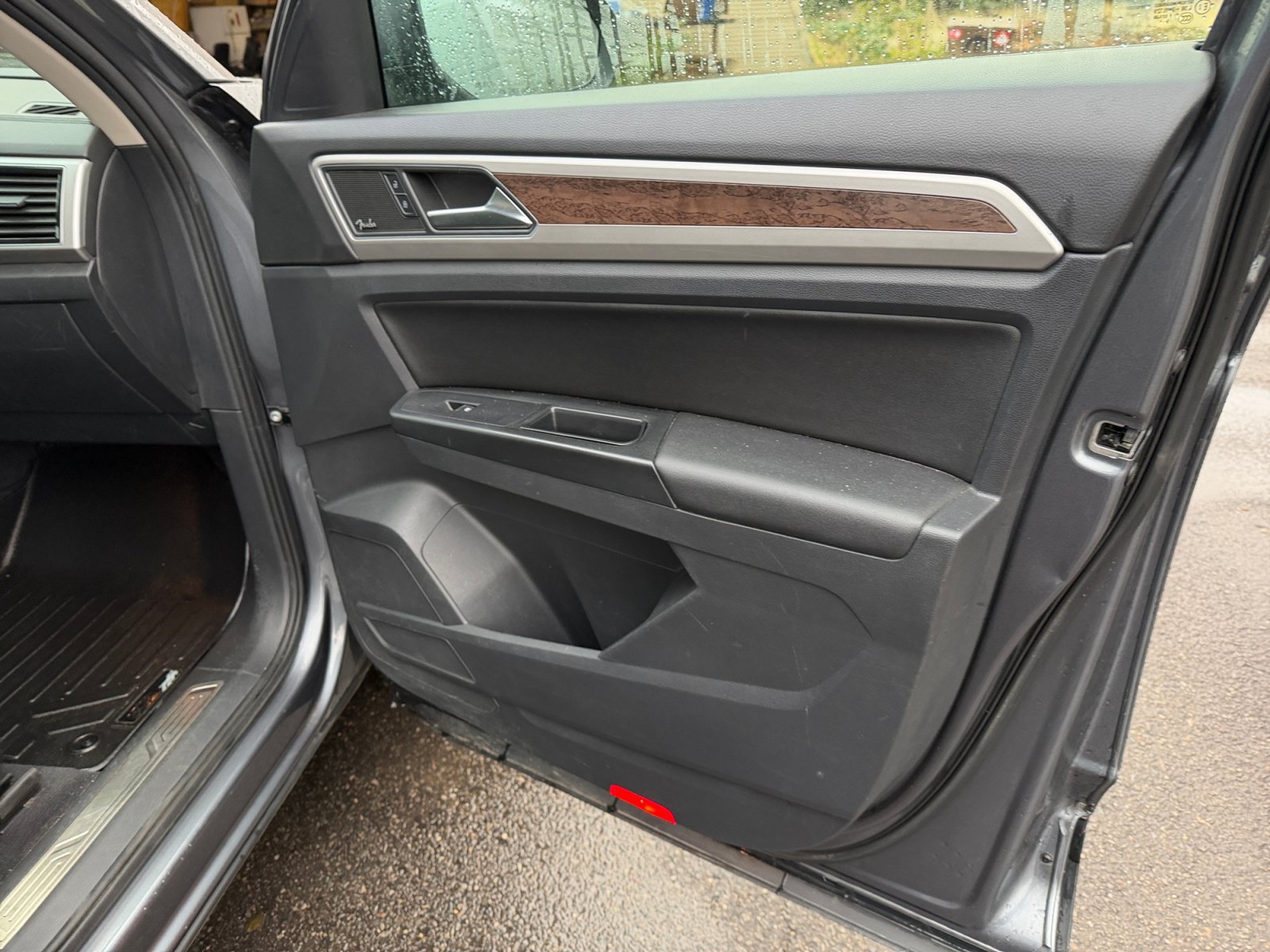 Used 2019 Volkswagen Atlas SEL Premium AWD/4WD image 17