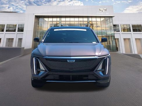 Certified 2024 Cadillac Lyriq Tech w/ Driver Assist Package RWD image 2