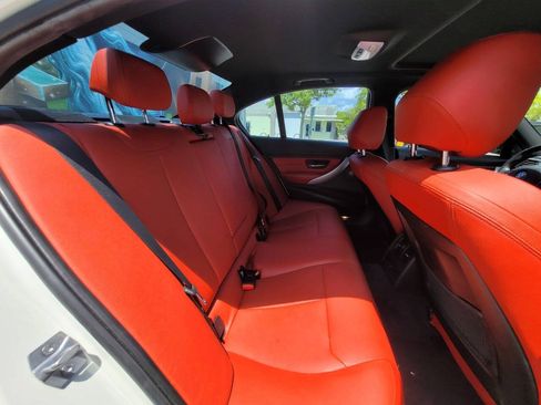 Used 2015 BMW 335i Sedan RWD image 11
