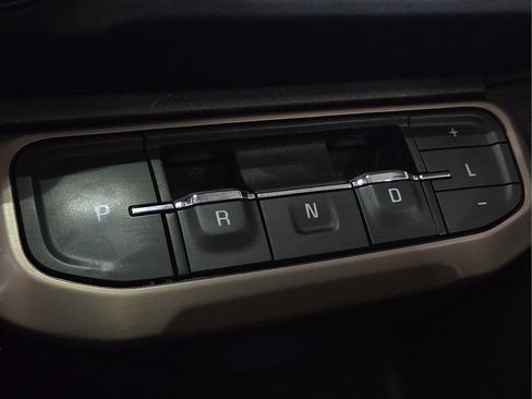 Used 2023 GMC Acadia Denali w/ Denali Ultimate Package FWD image 26