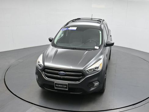 Certified 2018 Ford Escape SEL image 37